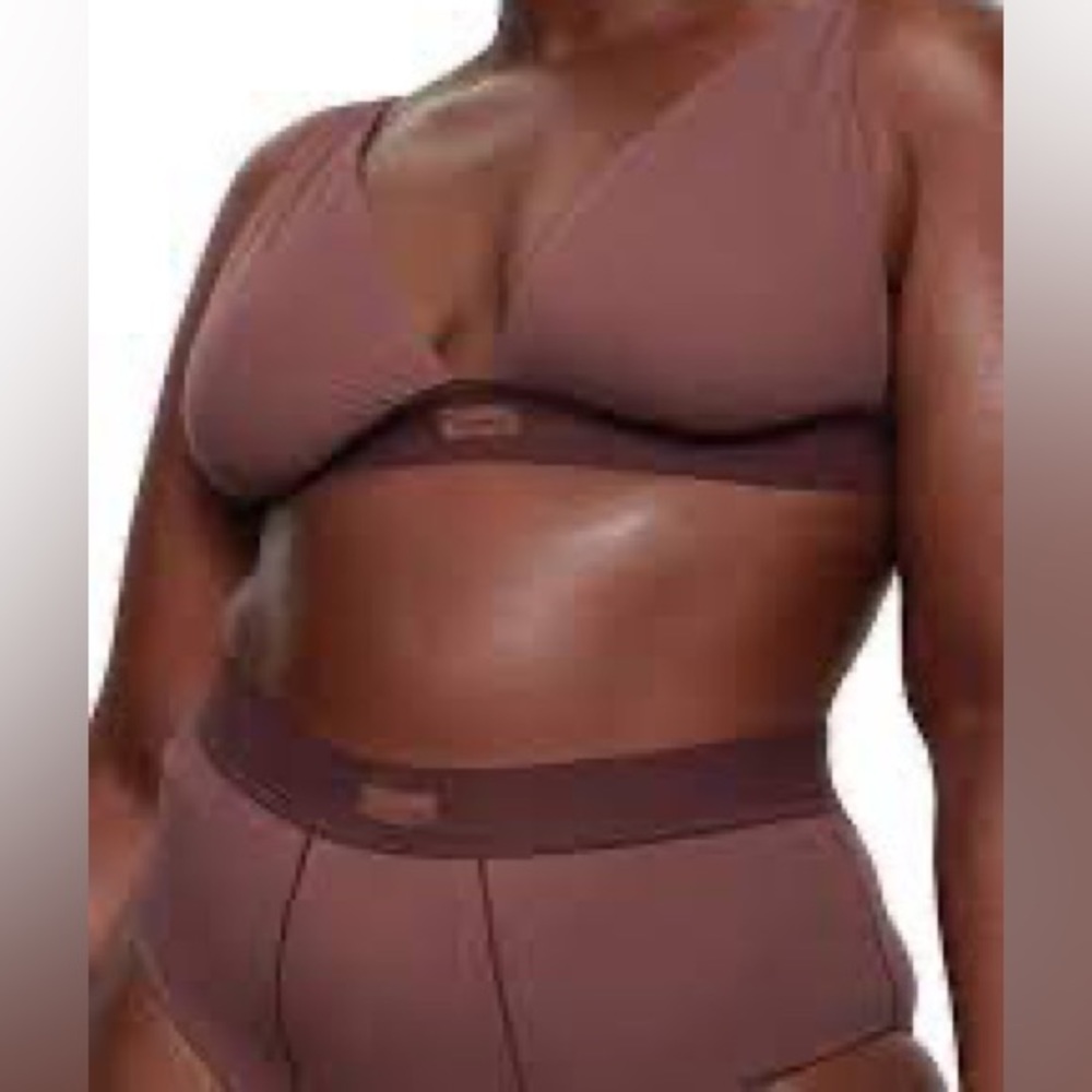 Skins cotton plunge bra in Garnett